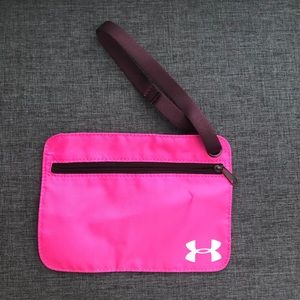 🔴 5/25 Under Armour pouch